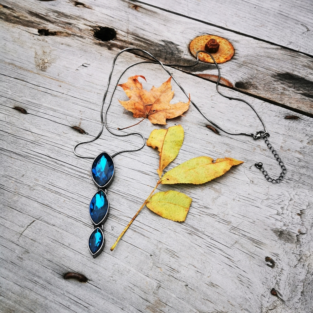 Cobalt Blue Three Articulated Glass Stone Drop Necklace